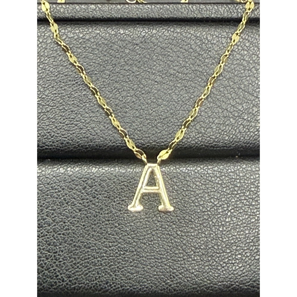 EUC Gold Sterling Silver Initial "A" Pendant Necklace J16